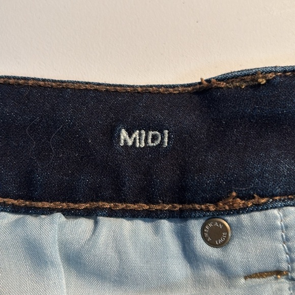 American Eagle Midi Distressed Denim Shorts - Picture 9 of 11